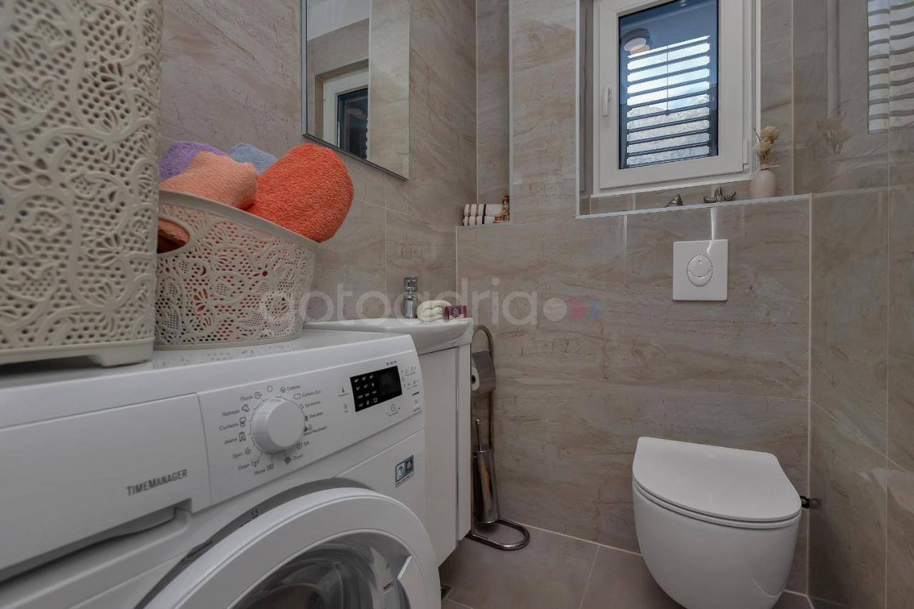 Luxury Apartment Poseidon - Free Beach Parking Makarska Exterior foto